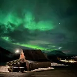Big In Lyngen Fjords Jægervatnet