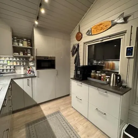 Big In Lyngen Fjords Ferienhaus Jægervatnet
