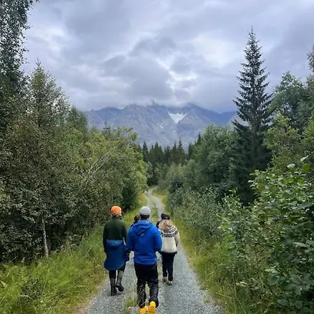 Big In Lyngen Fjords Ferienhaus Jægervatnet
