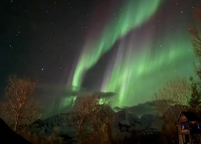 Big In Lyngen Fjords * Jægervatnet