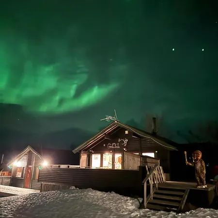 Big In Lyngen Fjords * Jægervatnet